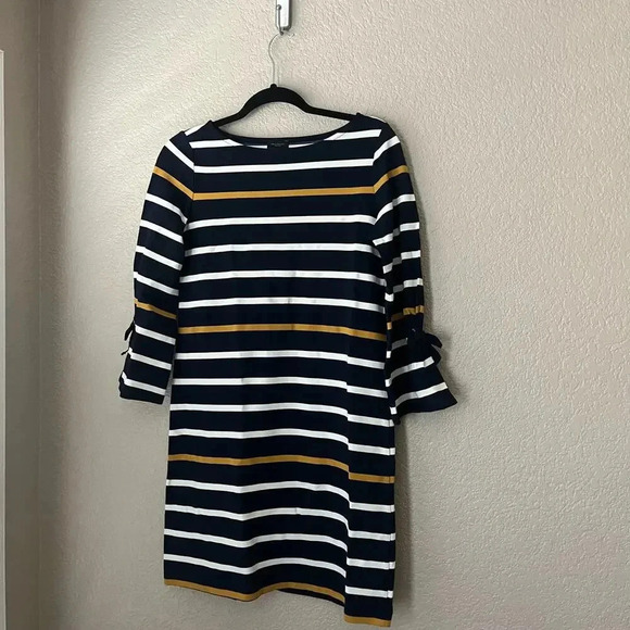 Ann Taylor Factory Dress Stripe Sheath Knee Length Stripe Bell Sleeve XS Work - Picture 3 of 8